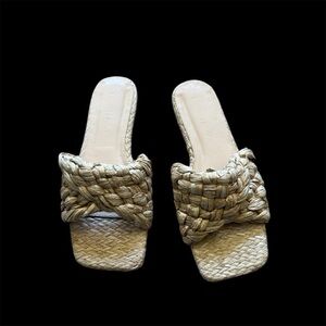 Princess Polly Breezy Wicker Slide Sandals Size 8 Natural Raffia Square Toe